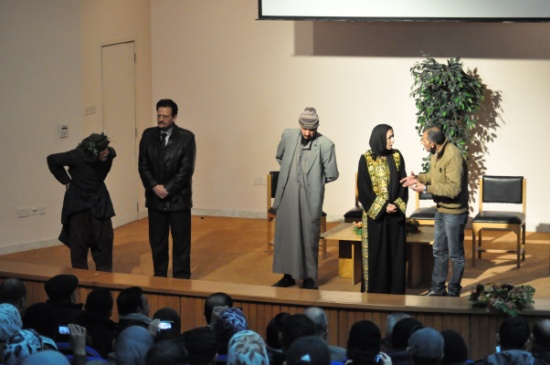 عرض مسرحية "من أجل الوطن" في جامعة الزرقاء